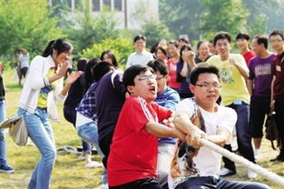 课业重场地少致大学生疏于锻炼 