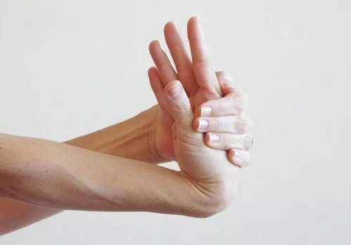练瑜伽,常被忽视的双手 手腕,其实很重要