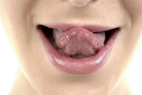 舌为心之苗 心脏不好,舌头会出现4个变化,不妨对照看下