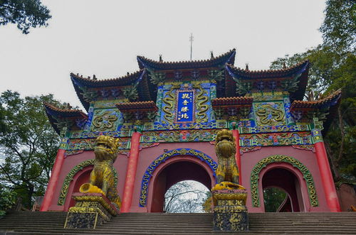 遂宁灵泉寺 隐秘的灵泉,神秘的阴阳坟,最大的观音神像