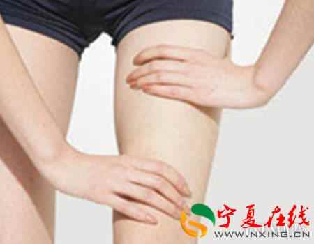 为什么会大腿酸痛呢运动医学上的两种肌肉酸痛