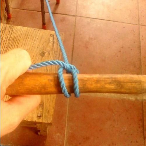 绳子绑在一根棒子上,有哪些比较结实的绑法呢 