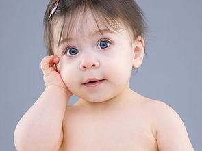 如何缓解宝宝嘴唇脱皮的问题 为什么宝宝嘴唇脱皮