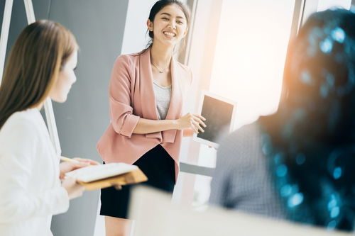 45岁左右女人做什么职业 