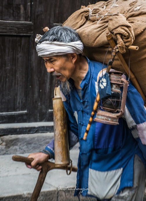 人文西沱 运盐背夫的千年传承 