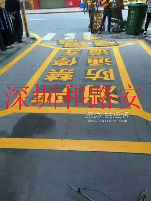 停车位标准尺寸(空旷停车场地标准图集图片)