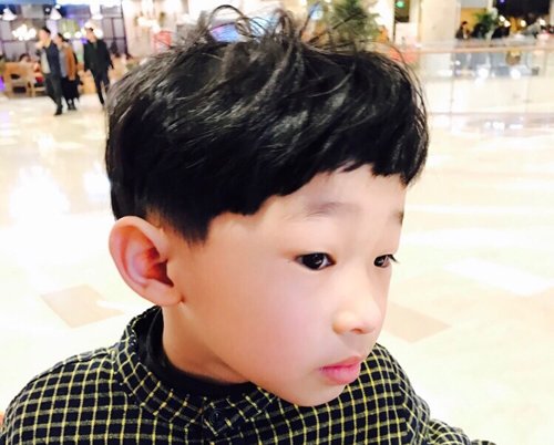 原来小男孩刘海造型这么多 2021年男童韩式刘海短发最新款安利 