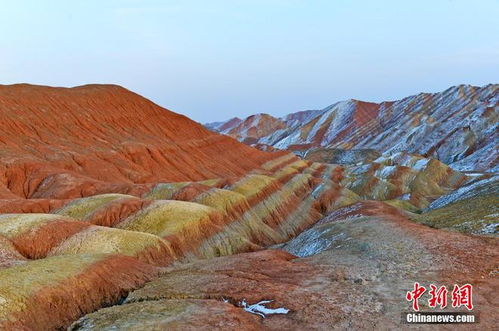 甘肃张掖七彩山