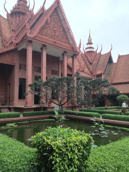 柬埔寨国家博物馆,柬埔寨国王有实权吗