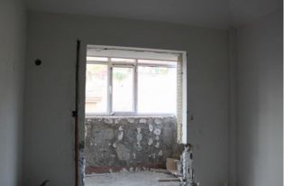 阳台两侧墙体可以拆除吗 卧室到阳台墙体拆除影响 