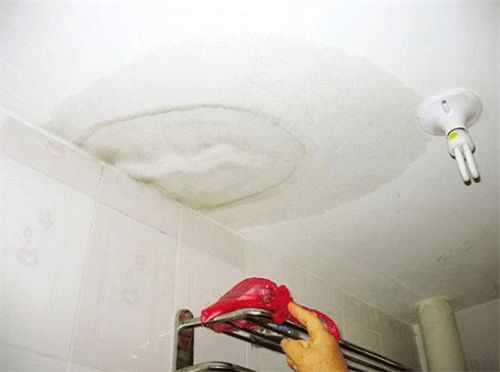 龙口的房子入住后厕所天花板漏水 厕所屋顶渗水怎么处理