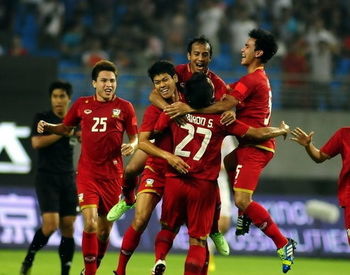 【震撼揭秘】中国足球国家队：荣耀与梦想的背后！