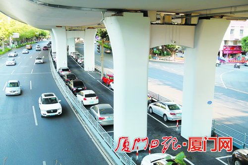 厦门仙岳路桥下停车场收费标准,厦门翔安西亭那里可以免费停车