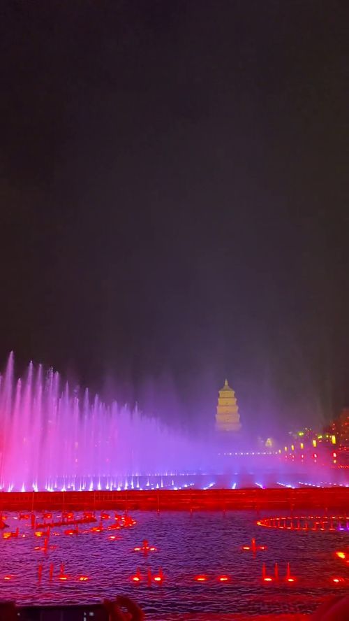 西安大雁塔音乐喷泉：一场视听盛宴，感受古都的韵味与现代科技的完美结合