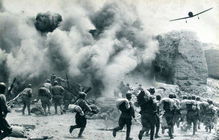 此国在二战时帮助日本助纣为虐,日本战败后数十万人以死致敬天皇