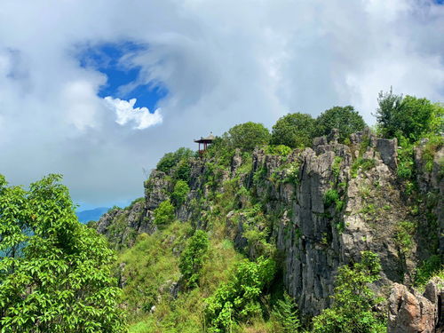 思茅旅游打卡绝美胜地 大芦山当归峰 