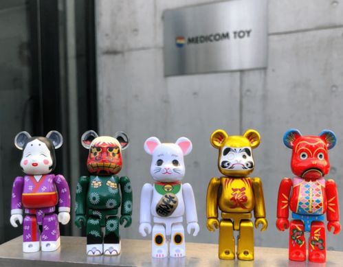 特写 是谁创造了潮玩 顶流 BE RBRICK 积木熊 华丽志 详解其四大成功秘诀