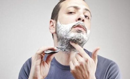 男人刮胡子也有讲究 提醒 这3个时间点,最好别刮胡子