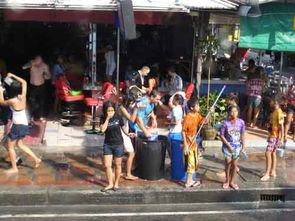泰国曼谷泼水节旅游攻略？曼谷泼水节为什么四月举行