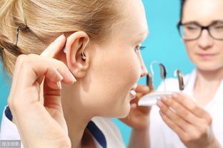 要想延长助听器的使用寿命就要注意保养