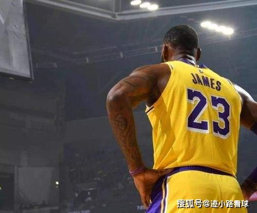 nba老板排名湖人,湖人篮板巴斯在NBA老板中有钱吗