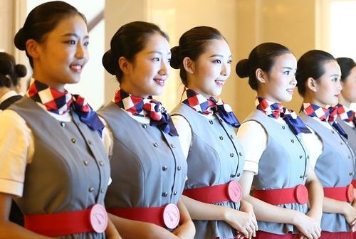 中国航空学校招生要求,中国民用航空飞行学院提前批招生吗？