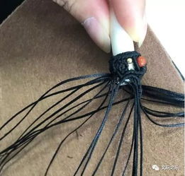 教你编绳 各种狼牙型材料的绳头的编织方法