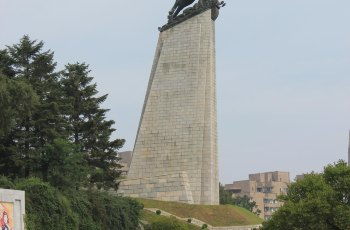 千里马铜像门票,平壤千里马铜像攻略 地址 图片 门票价格 