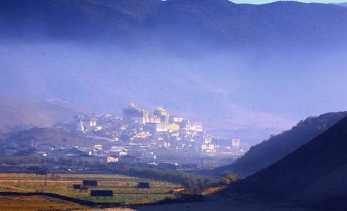 云南迪庆藏族自治州的香格里拉,一座改名过后名扬海外的城市