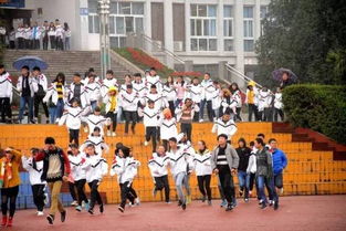 等了5年,4月22日将在县城举行一场盛大的青春聚会