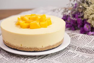 芒果慕斯蛋糕的做法,自制芒果慕斯蛋糕:令人垂涎欲滴的夏日美食材料:的海报