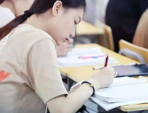 女生学什么专业吃香,学什么专业好，最适合女孩子的十大专业