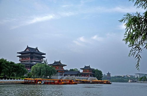 安徽芜湖市与江苏泰州市,实力都差不多,谁将最先迈入二线城市