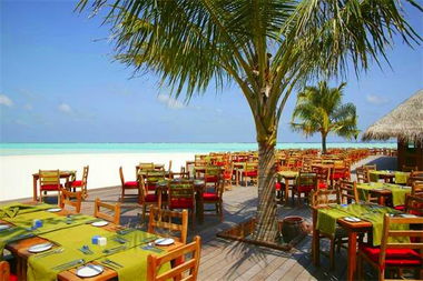 马尔代夫蜜月岛自助游如何安排才能体验最美的浪漫（马尔代夫蜜月岛旅游实用攻略）