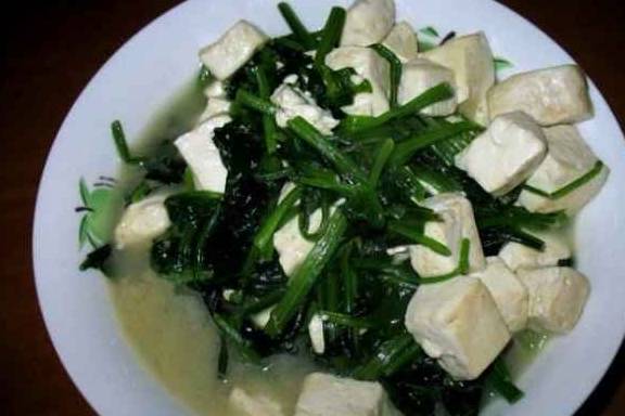 菠菜和豆腐不能一起吃,可能会患上肾结石 这些事你才真要少做
