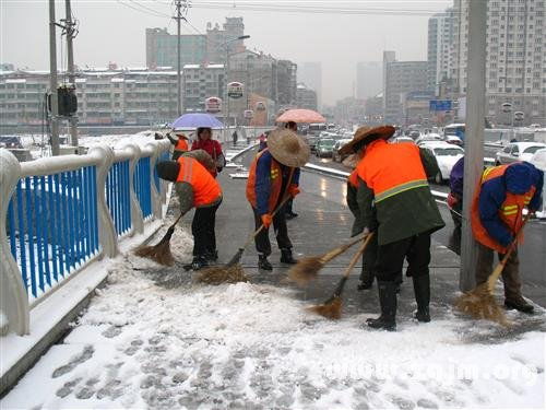 梦见下雪扫雪