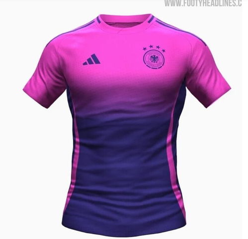 德国欧洲杯客场球衣,哪个足球队的球服好看呢？