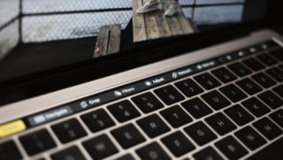 MacBook Pro续航与宣传不符 新版macOS不再显示剩余电量时间 