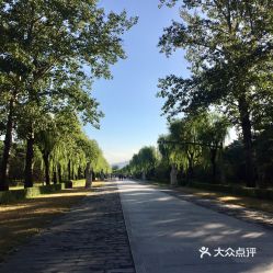 明十三陵有停车场吗(十三陵景区停车场收费标准)