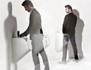 厕所小便尿8(多久尿一次尿正常小便多久一次正常)