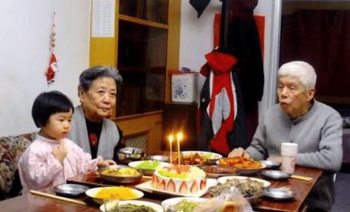 给孩子过阴历还是阳历生日 四次生日要重视,助他度过人生转折点