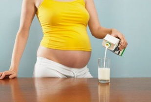 孕妇能喝优酸乳吗(孕妇可以喝优酸乳吗)