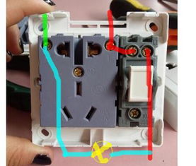 五孔插座接线怎么接是两个绿线一个红线 