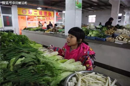 父母都是医生,10岁女孩每天自己买菜烧饭,网友 女儿就是贴心