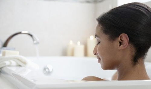 处于月经期的女人,洗澡要注意3个点,避免湿气入侵,有助养子宫