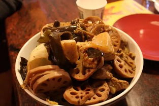 酥锅的做法,酥锅是一种传统的中国菜肴，