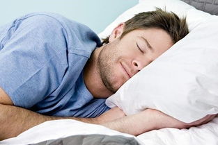 男人睡觉手放一个位置 梦中就能补肾