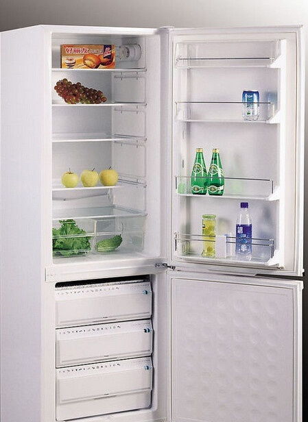 不只是方便 为什么冰箱把冷冻室放下面