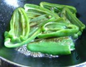 虎皮青泡椒的做法大全 虎皮青泡椒的家常做法视频 虎皮青泡椒怎么做好吃 香哈网移动版 