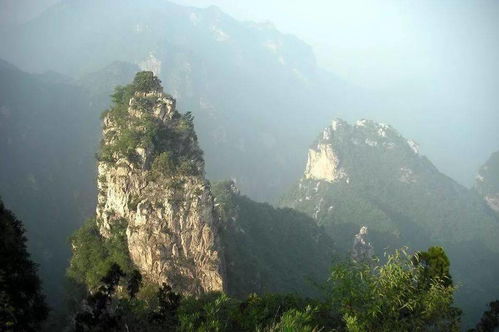 炎热夏季,这里温度竟然比避暑山庄还低 堪称京郊风景名胜区,有 北方小黄山 之美称